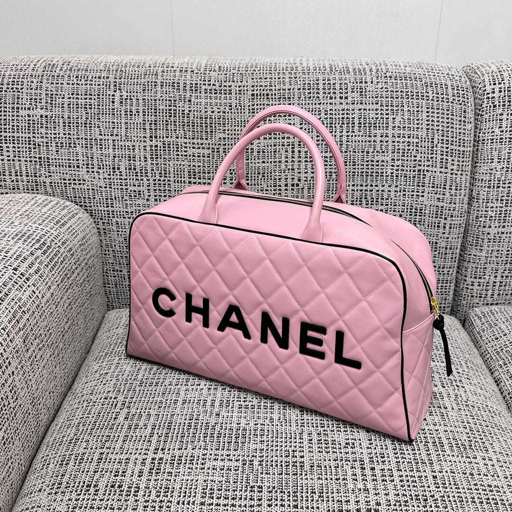 CHANEL 26S BOWLING BAG LARGE 46 IN LIGHT PINK AND BLACK CALFSKIN GOLD HARDWARE