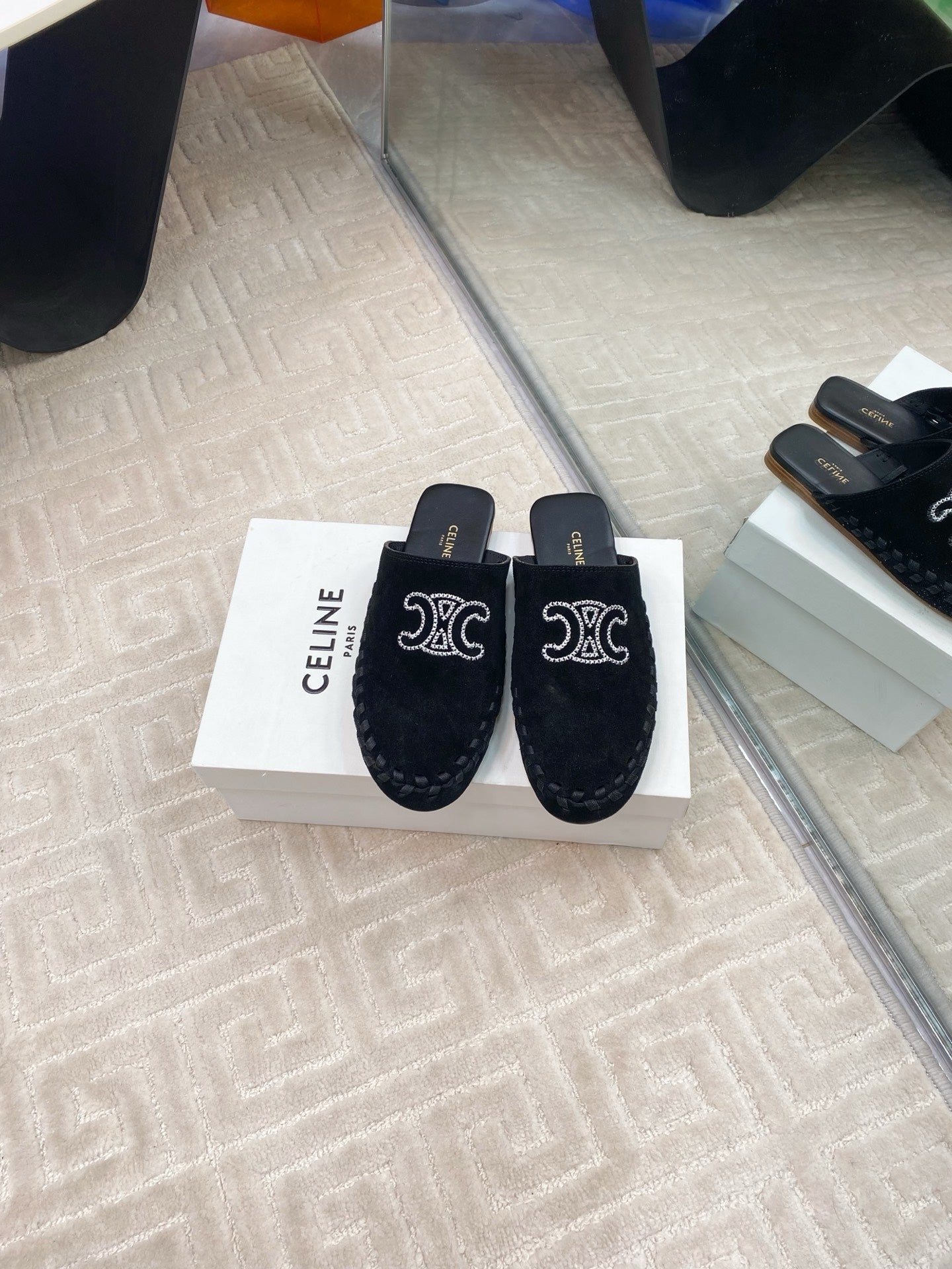 MARLOU MULE IN BLACK SUEDE