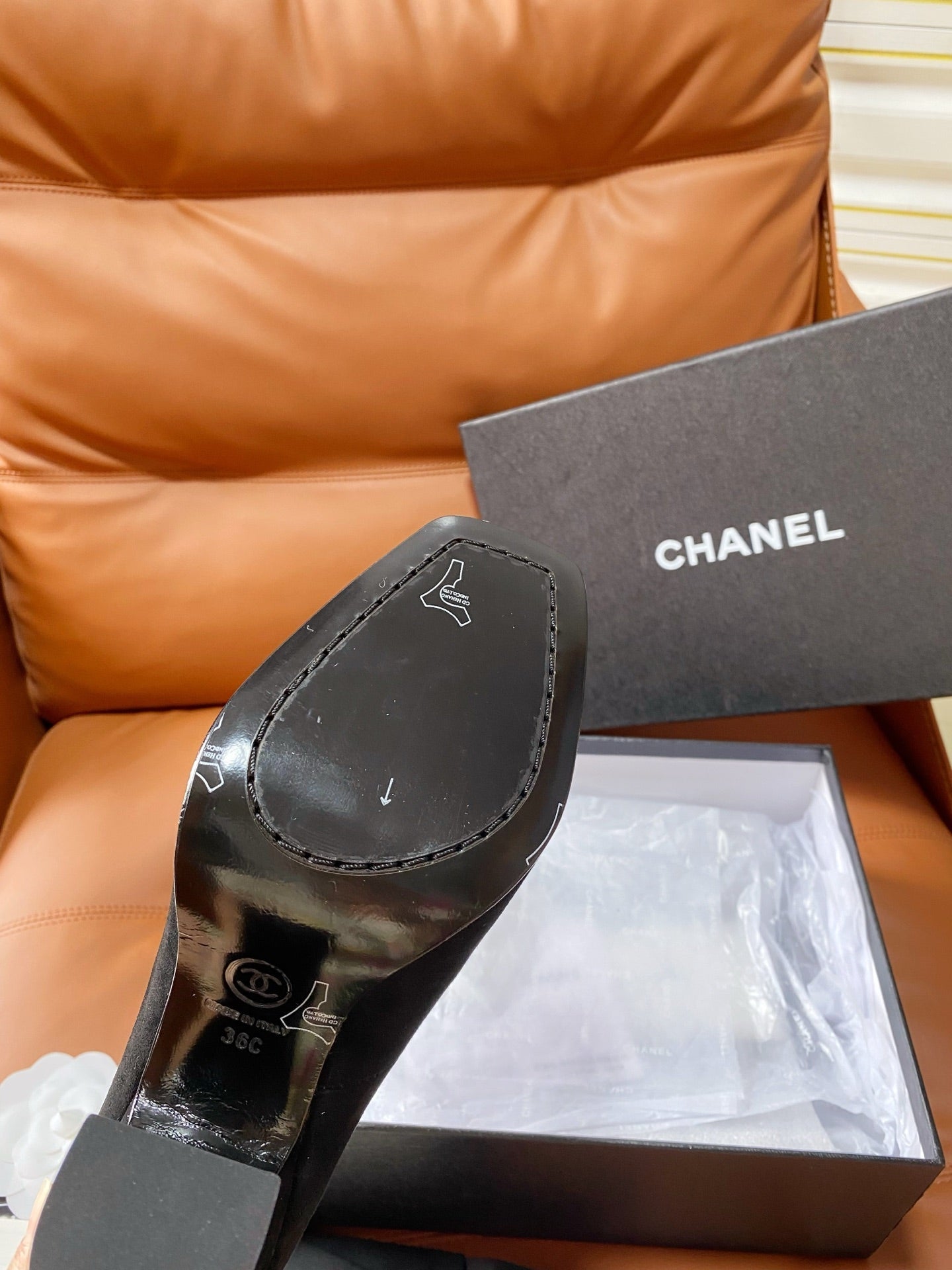 CHANEL 26S HIGH-HEEL 90 MM IN BLACK SUEDE AND LAMBSKIN