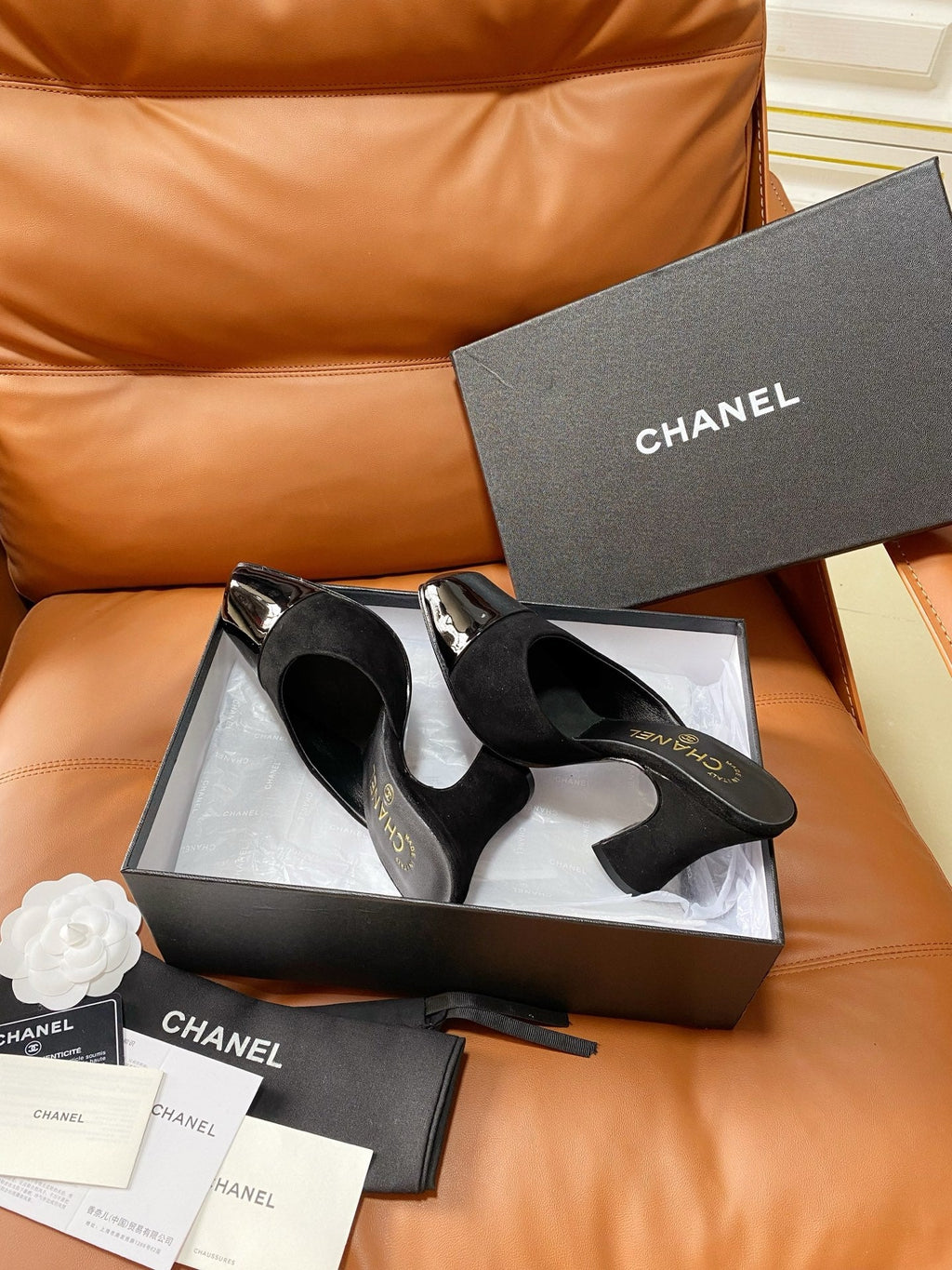 CHANEL 26S HIGH-HEEL MULES 90 MM IN BLACK SUEDE AND LAMBSKIN