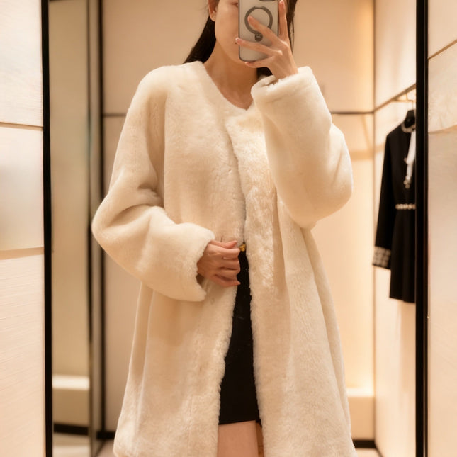 CHANEL 25S SHEEP FUR COAT 506