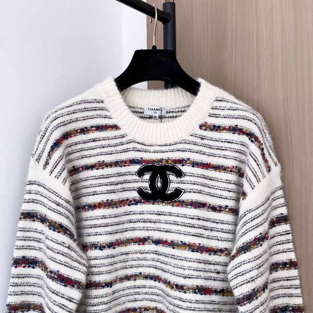 CHANEL 25S LONG-SLEEVE SWEATER 534