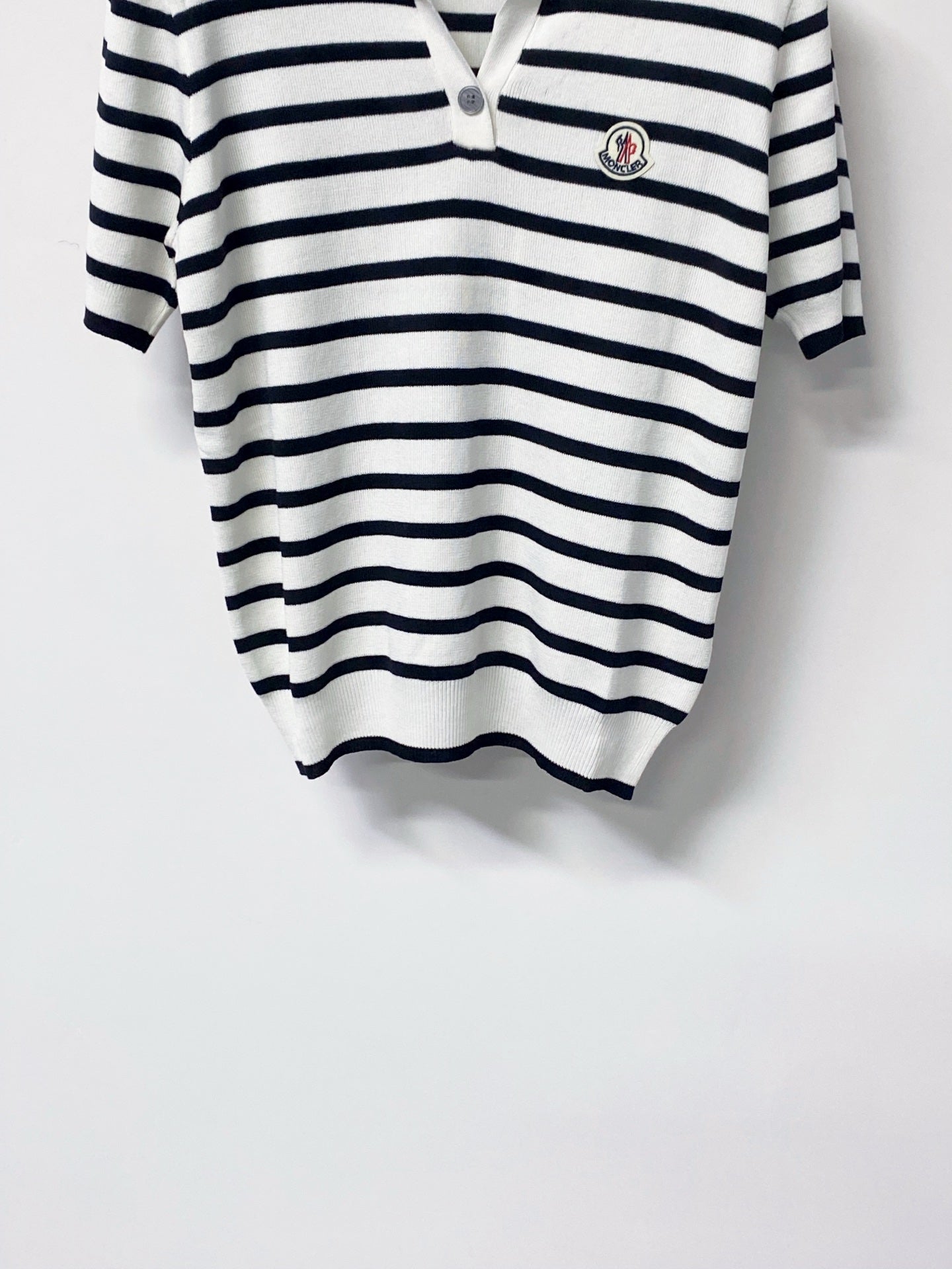 MONCLER 26S POLO SHIRT 664