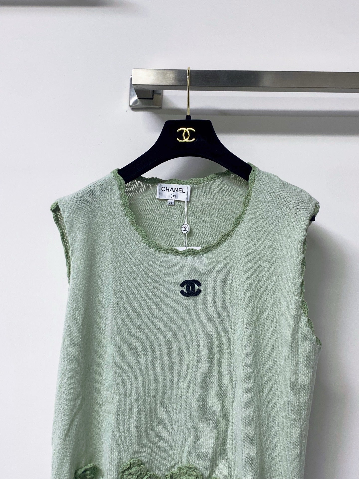 26S TRIM SLEEVELESS KNIT TOP 1642