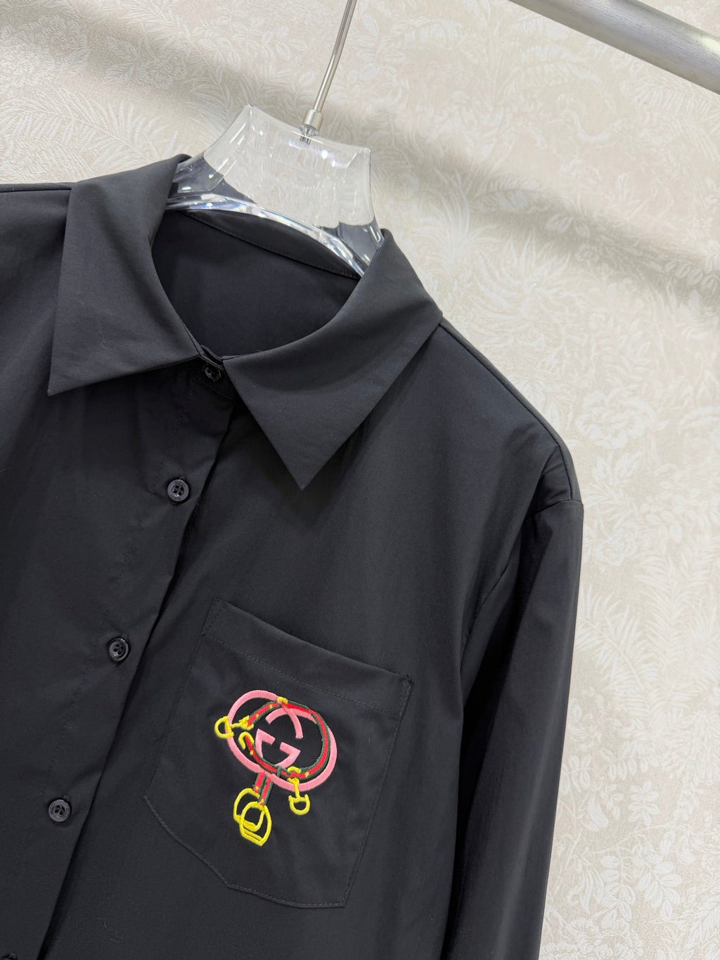GUCCI 26S LONG-SLEEVE COLLARED SHIRT 388