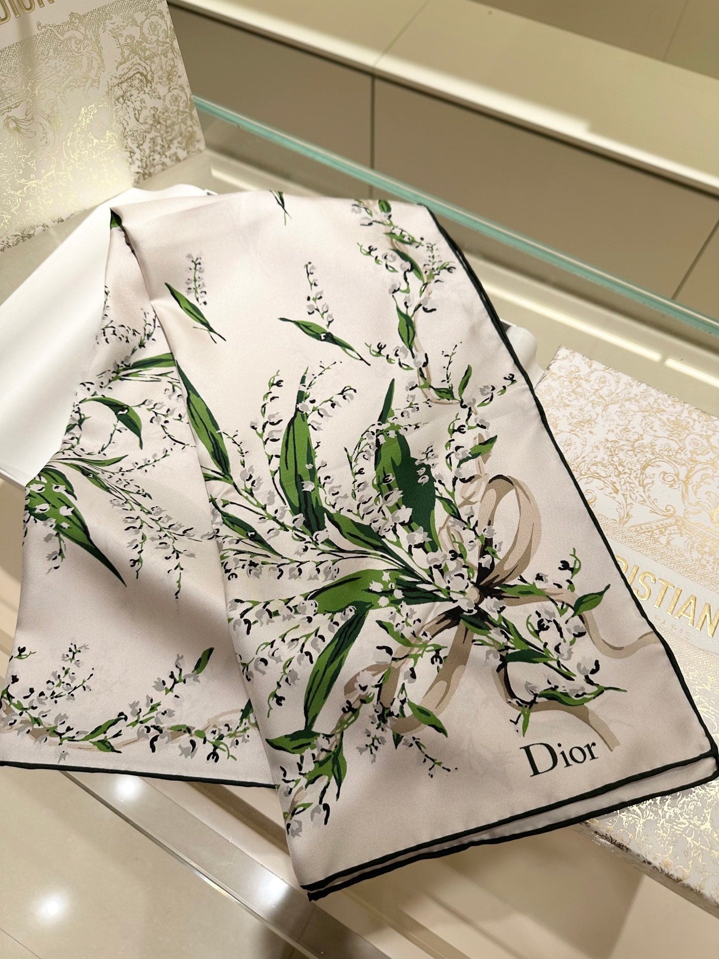 DIOR 26S SCARF 90CM IN SILK 318393