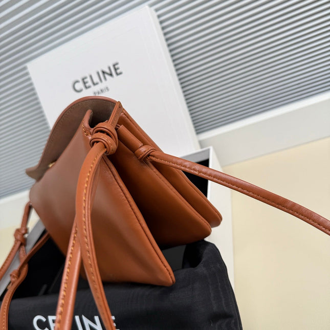 CELINE 25S TRIO FLAP 22MM IN BURNT ORANGE SMOOTH LAMBSKIN GOLD HARDWARE