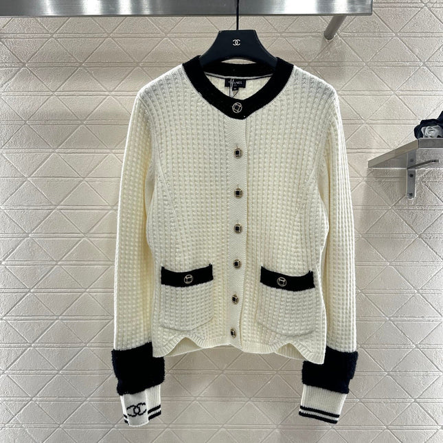 CHANEL 25S KNITTED CARDIGAN 644