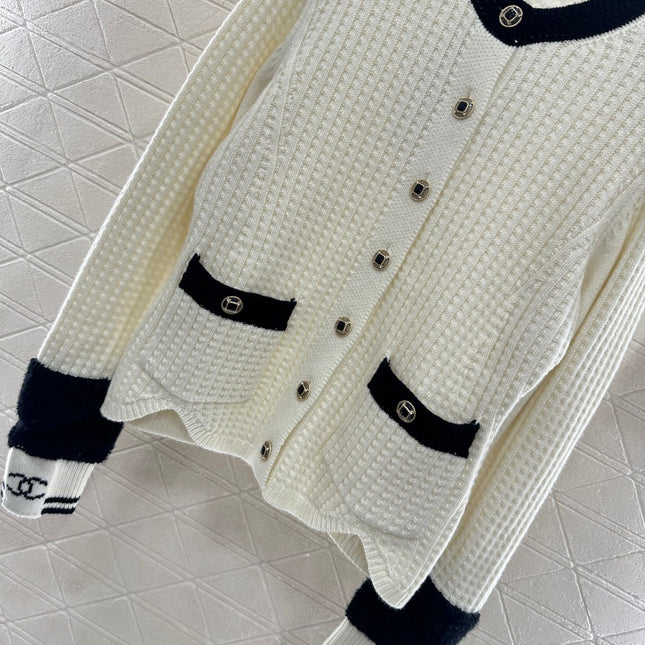 CHANEL 25S KNITTED CARDIGAN 644