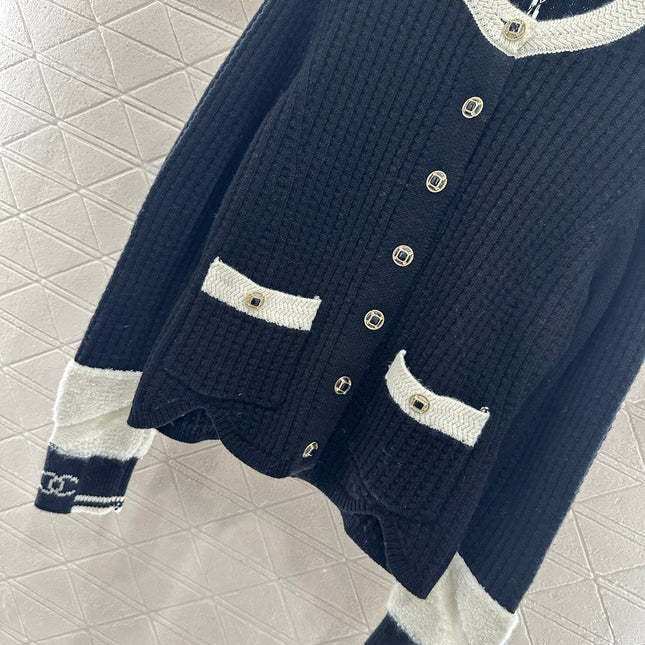 CHANEL 25S KNITTED CARDIGAN 645