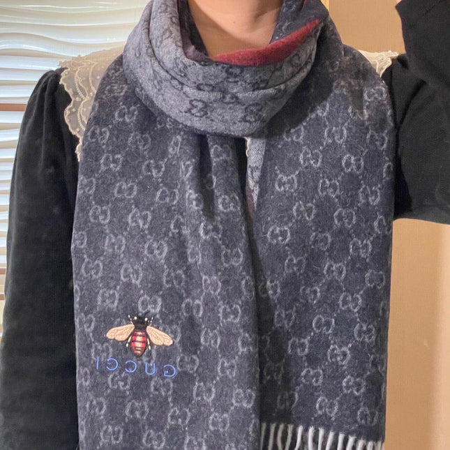 STRIPED SCARF 200 CM IN DARK GRAY CASHMERE WITH EMBROIDERED BEE 398533