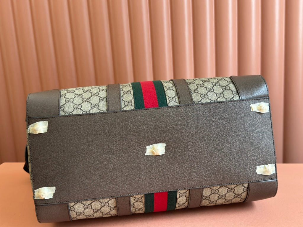 SAVOY MEDIUM DUFFLE BAG 44 IN BEIGE AND EBONY GG SUPREME CANVAS