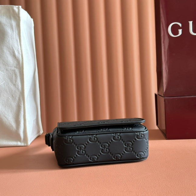 GUCCI 25S SUPREME MESSENGER BAG 18 CM IN BLACK CALFSKIN