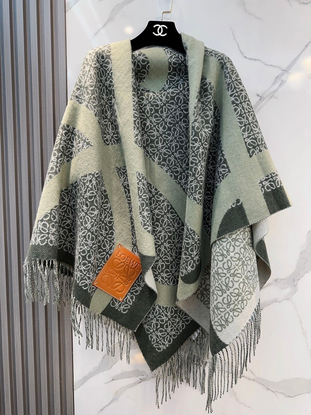 LOEWE 26S SCARF 140 IN CASHMERE 863982
