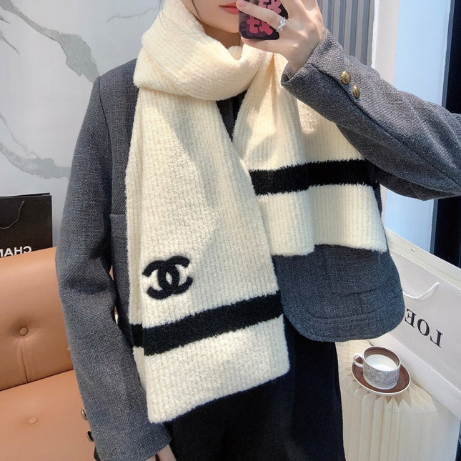 CHANEL 25S SCARF 175 CM IN  WOOL CASHMERE 943160