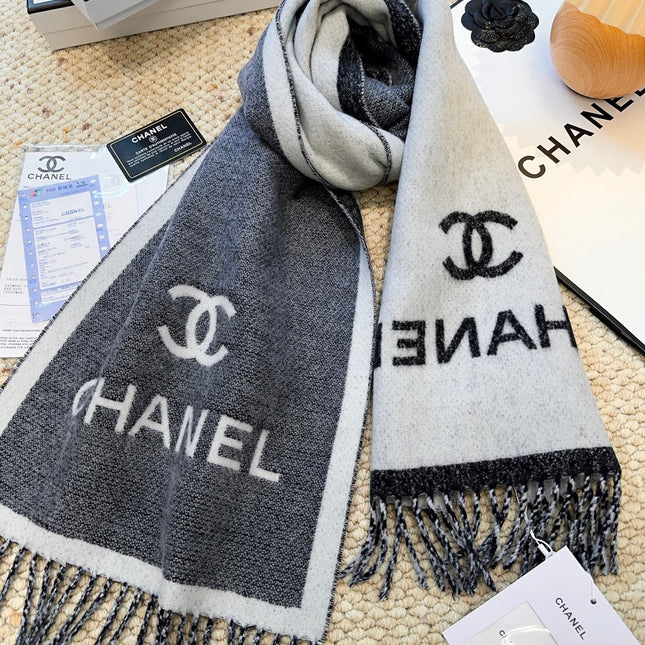 CHANEL 25S SCARF 184 CM IN MERINO WOOL 943170