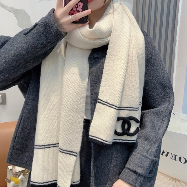 CHANEL 25S SCARF 175 IN CASHMERE 932236