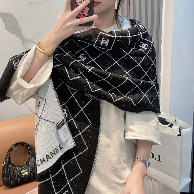 CHANEL 25S SCARF 195 CM IN CASHMERE 942782