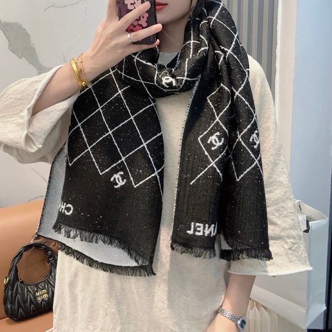 CHANEL 25S SCARF 195 CM IN CASHMERE 942782