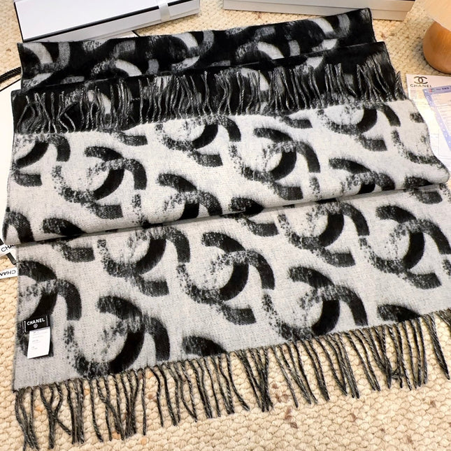 CHANEL 25S SCARF 210 CM IN CASHMERE 943937