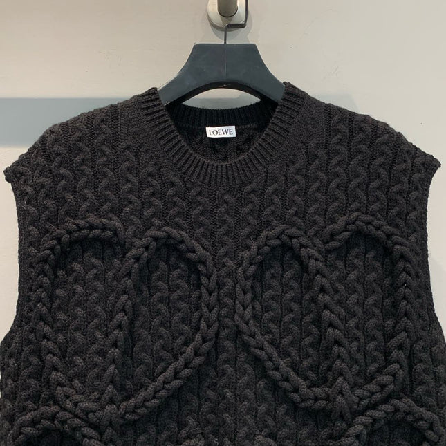 LOEWE KNIT VEST STYLE 227