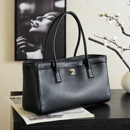CHANEL 26S CERF TOTE BAG 39 IN BLACK CALFSKIN GOLD HARDWARE