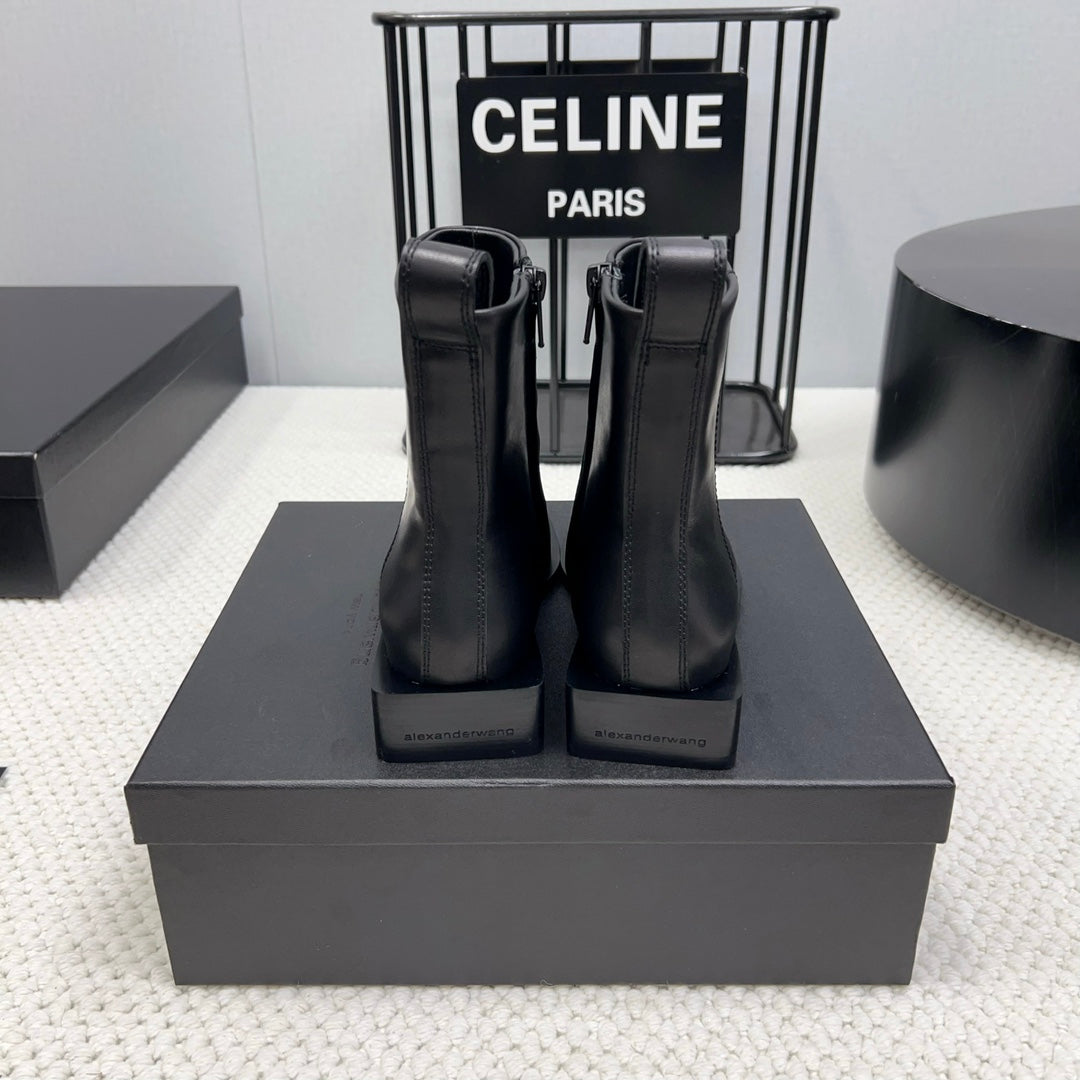 SHORT BOOTS 35 MM IN BLACK CALFSKIN