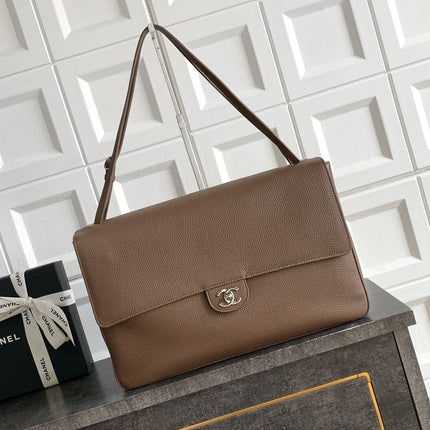 CHANEL 26S SOUPLISSIMO MAXI FLAP 39 IN BROWN GRAINED CALFSKIN SILVER HARDWARE