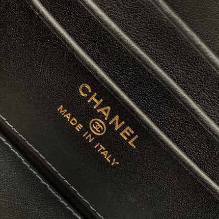 CHANEL 26S VANITY CASE 17 IN BLACK WOVEN RAFFIA GOLD HARDWARE