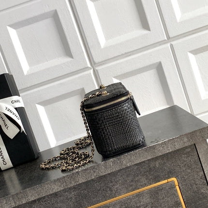 CHANEL 26S VANITY CASE 17 IN BLACK WOVEN RAFFIA GOLD HARDWARE
