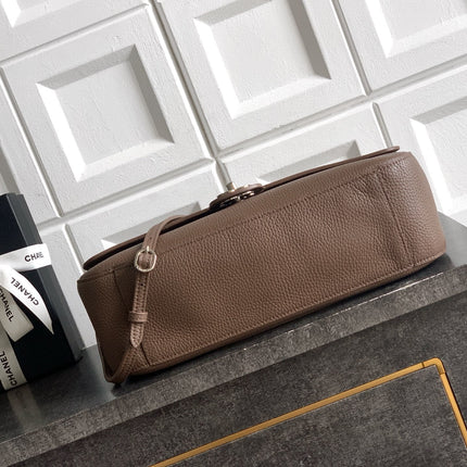 CHANEL 26S SOUPLISSIMO MAXI FLAP MEDIUM 32 IN BROWN GRAINED CALFSKIN SILVER HARDWARE