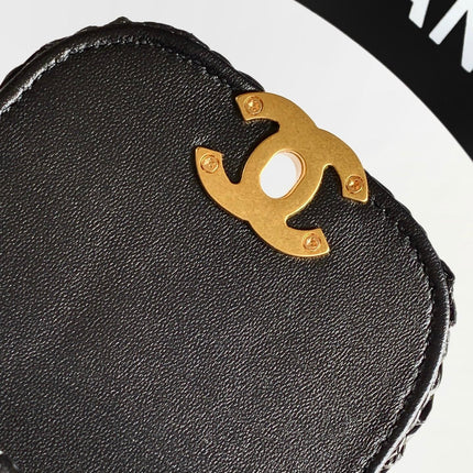 CHANEL 26S TOP HANDLE BAG 19 IN BLACK RAFFIA AND CALFSKIN GOLD HARDWARE