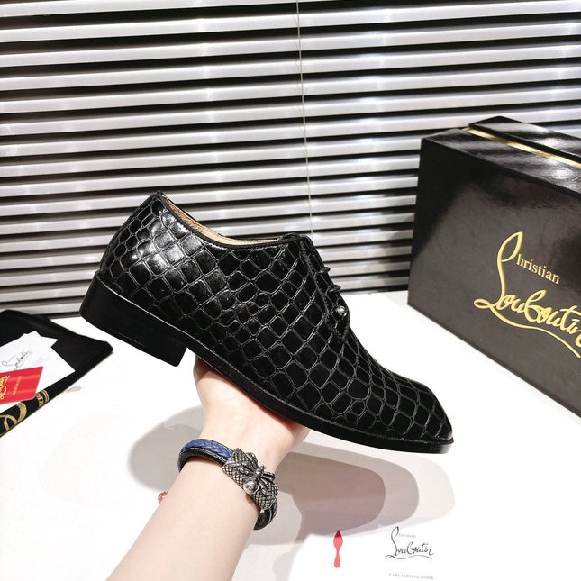 CL CROCODILE SKIN TEXTURE LOAFERS IN BLACK CALFSKIN