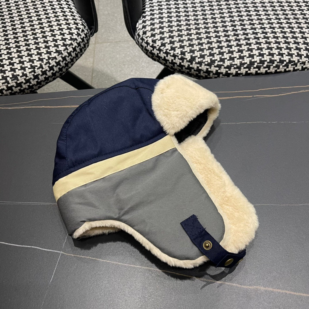 TRAPPER HAT IN DENIM BLUE SUEDE AND RABBIT FUR 439535