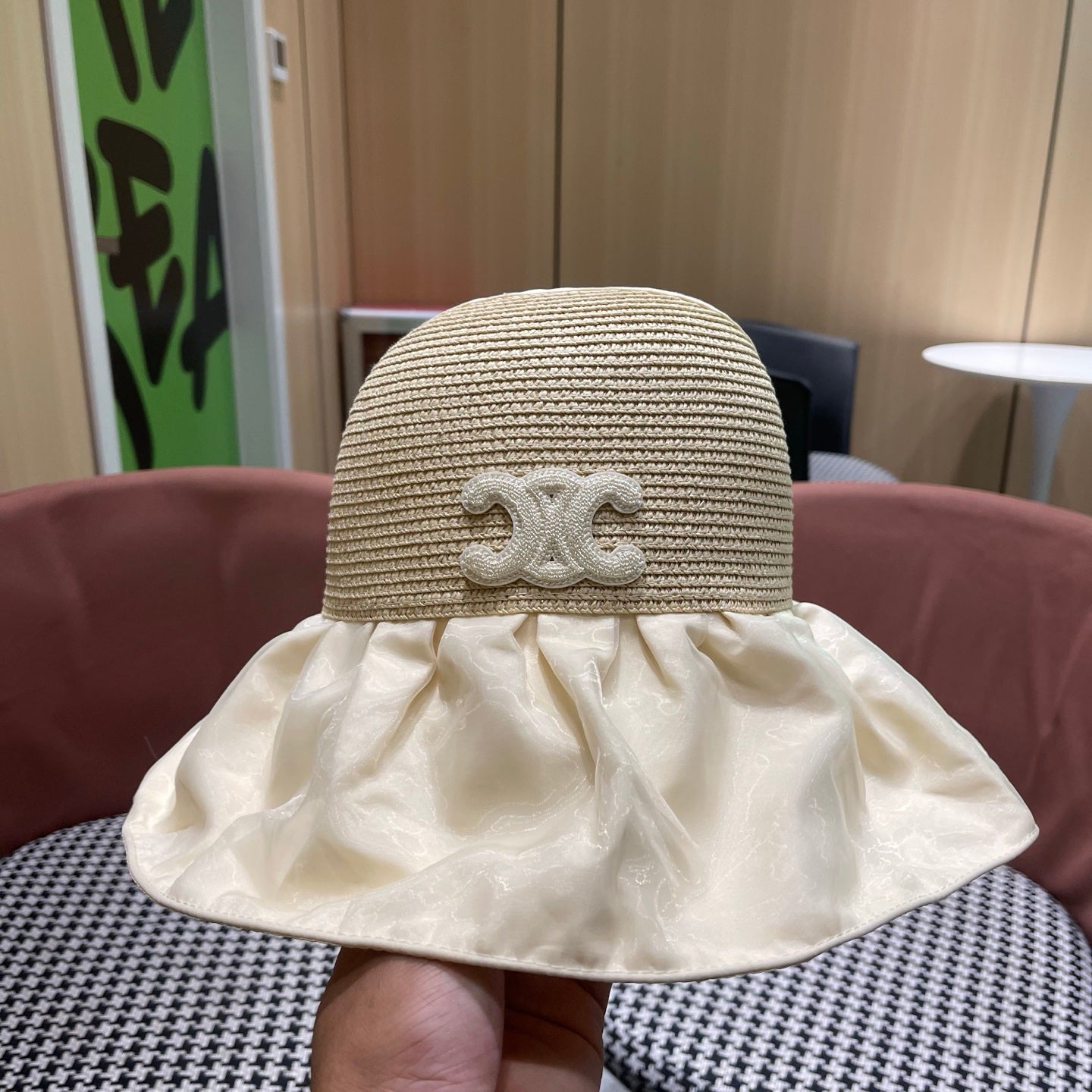 CELINE 26S STRAW CROWN RUFFLE-BRIM SUN HAT STYLE 111