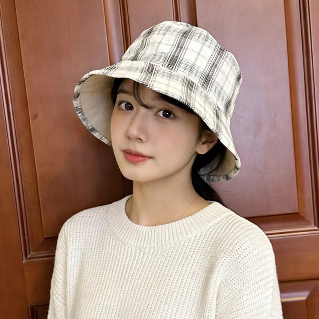 CELINE 26S BUCKET HAT STYLE 233