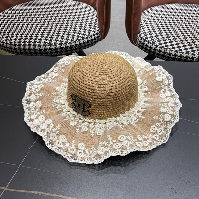 CHANEL 26S LACE-OVERLAY WIDE-BRIM STRAW HAT 335730
