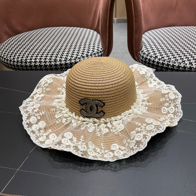 CHANEL 26S LACE-OVERLAY WIDE-BRIM STRAW HAT 335730