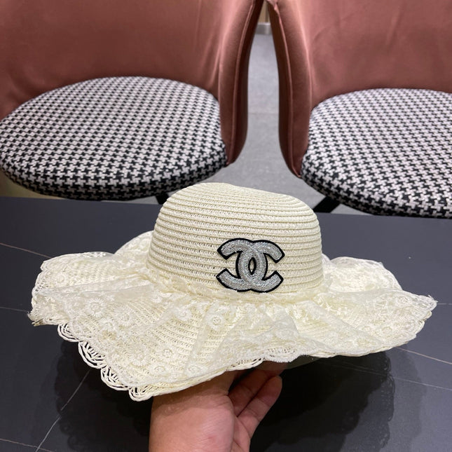 CHANEL 26S LACE-OVERLAY WIDE-BRIM STRAW HAT 335729