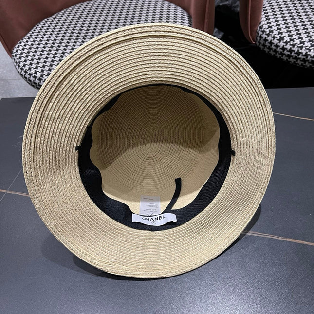 CHANEL 26S PEARL & ROSETTE STRAW BOATER HAT 337933