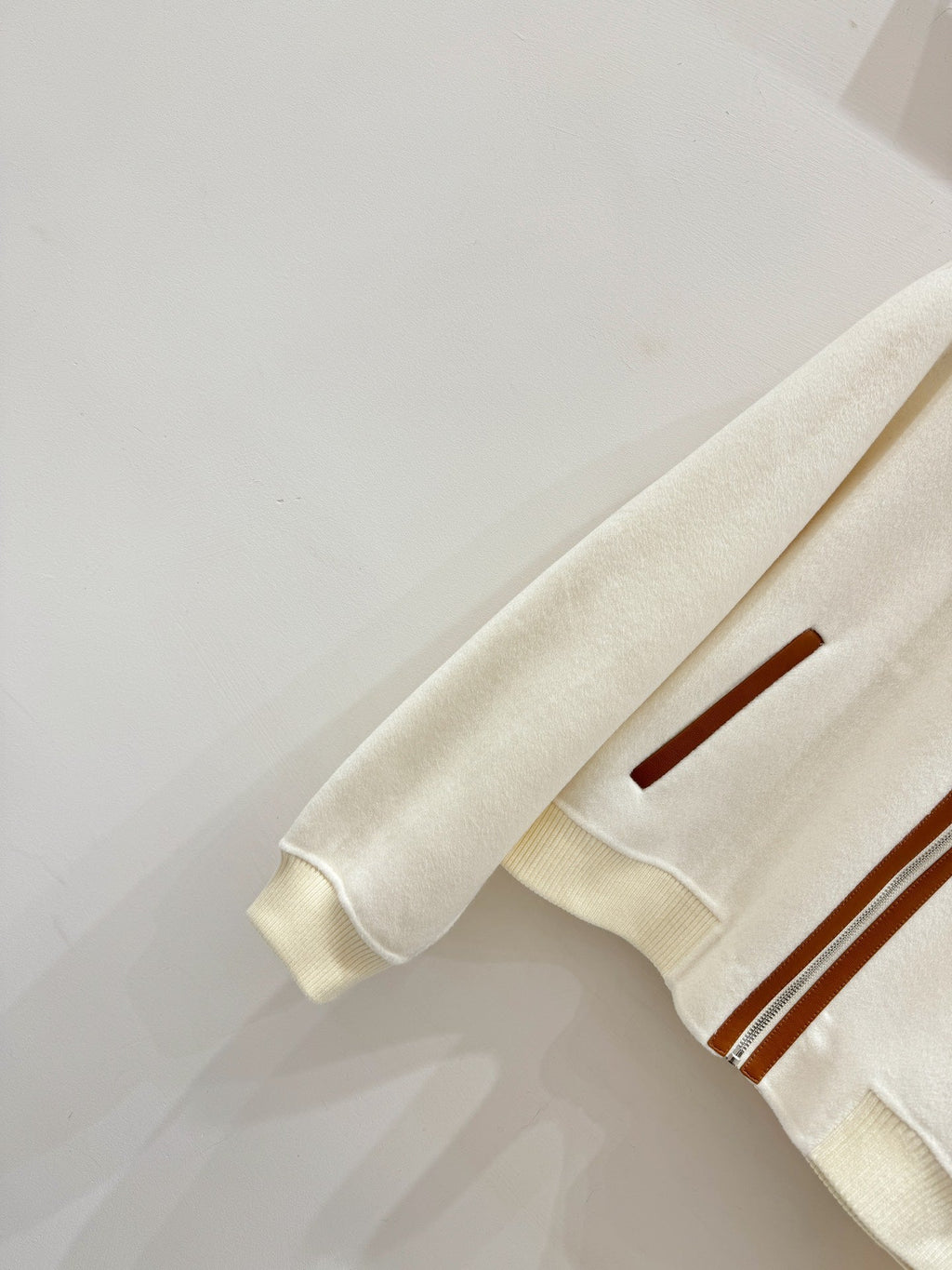 HERMES 25S CASHMERE COAT WITH SHEARLING COLLAR 253