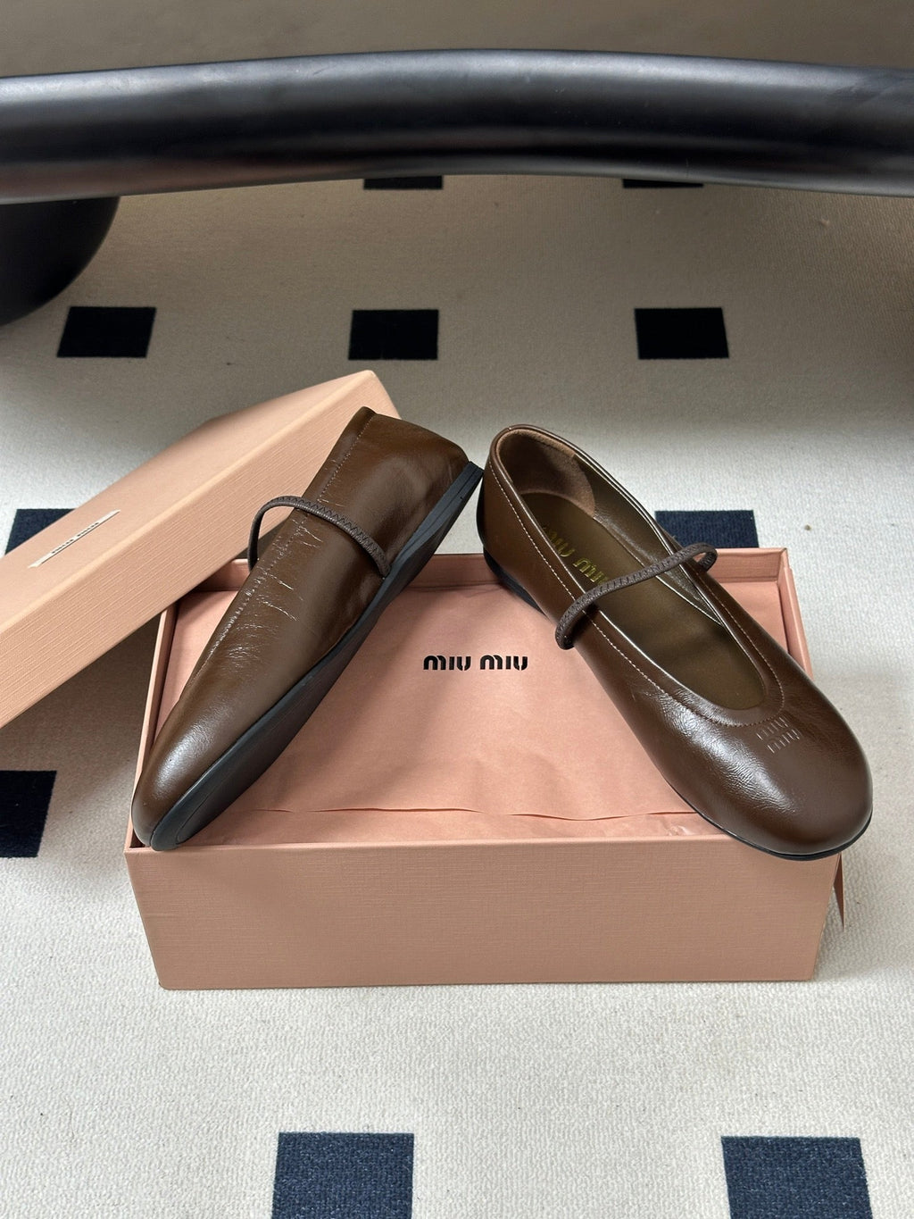 MIUMIU 26S BALLET FLATS IN BROWN LAMBSKIN