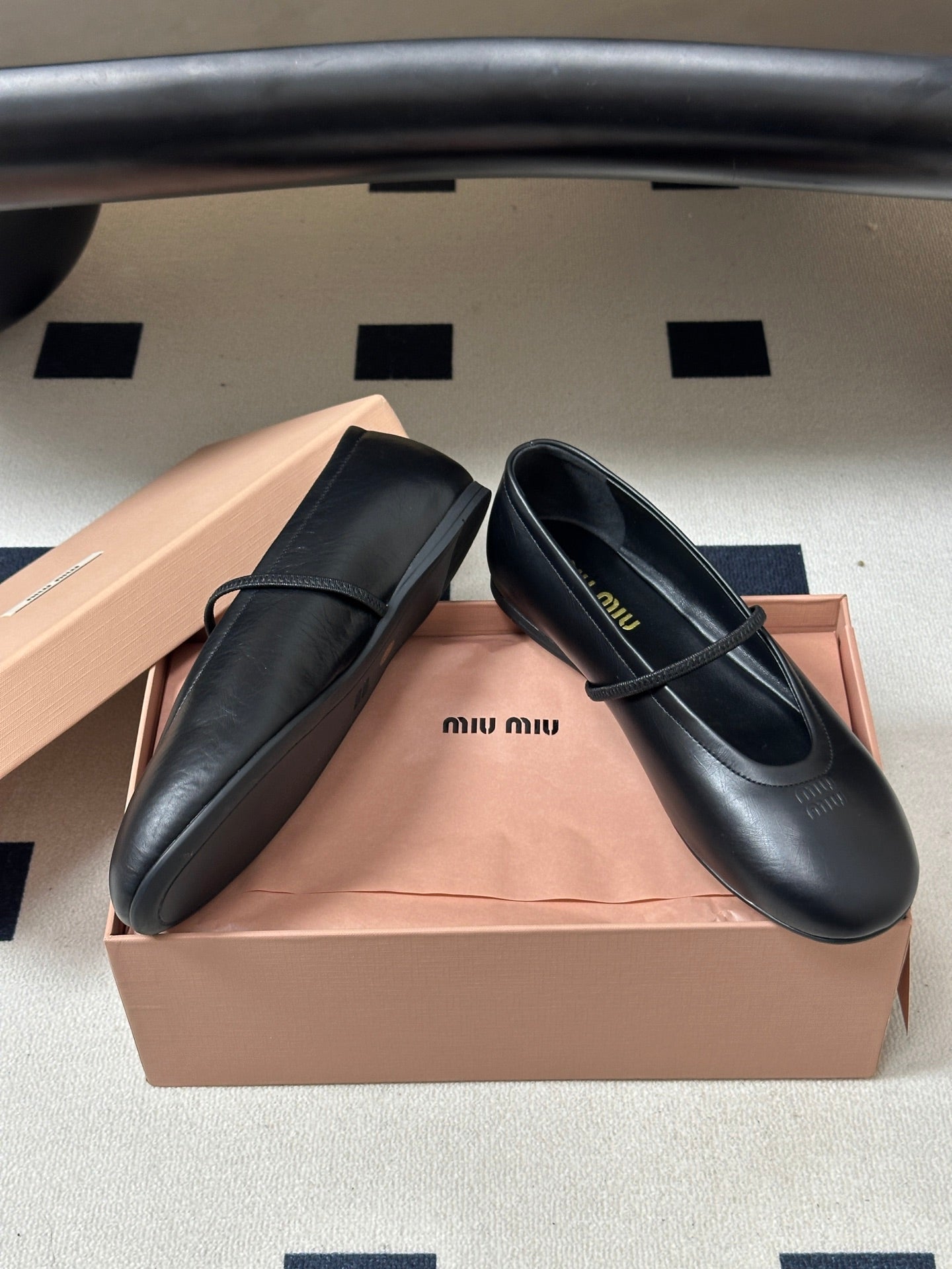 MIUMIU 26S BALLET FLATS IN BLACK LAMBSKIN