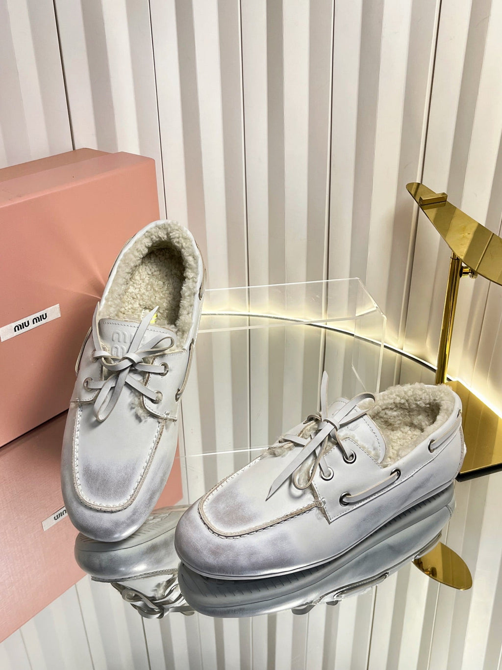 MIUMIU 26S FUR BOAT SHOES IN LIGHT GRAY CALFSKIN
