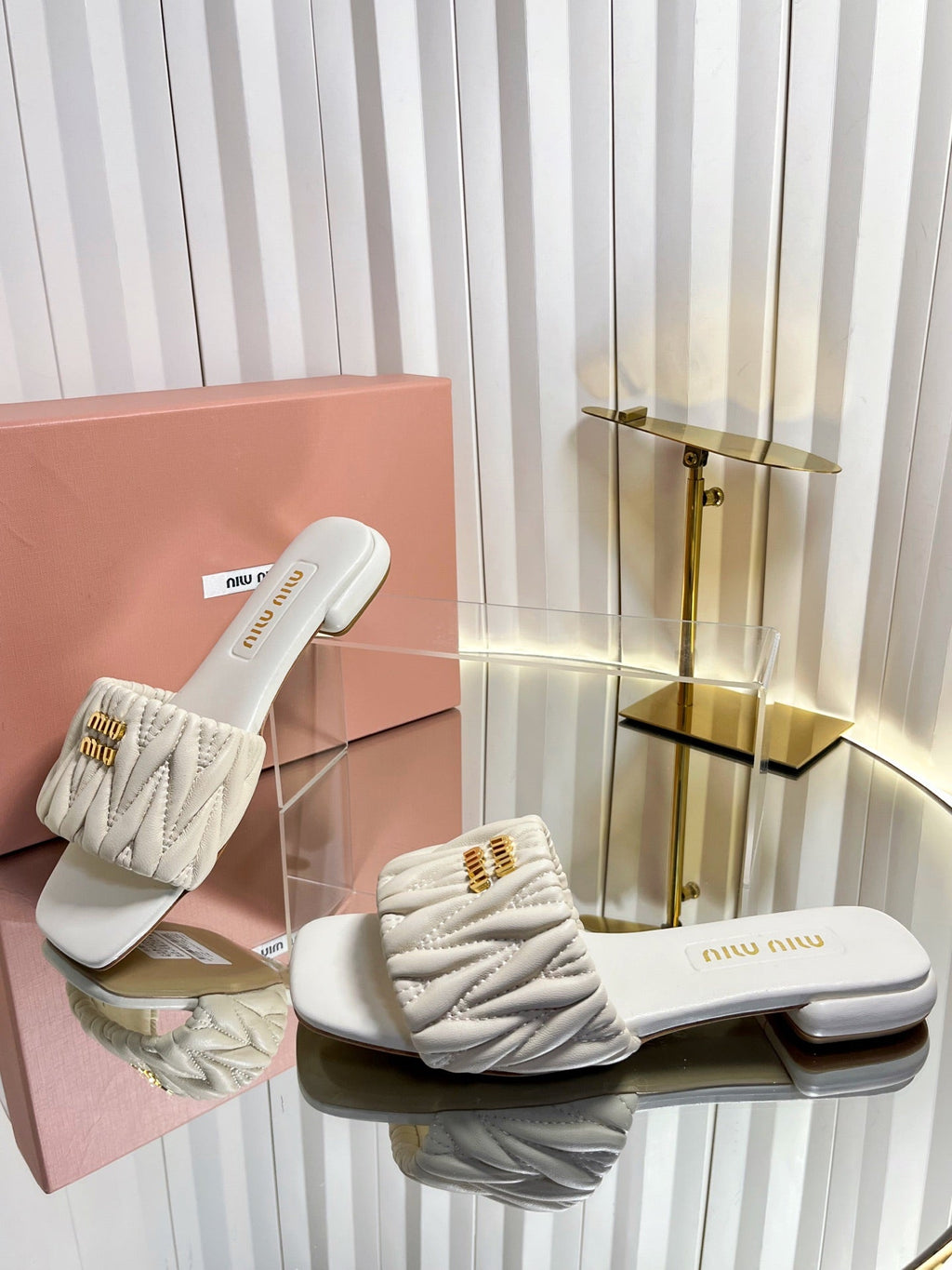MIUMIU 26S MATELASSE SLIDES IN LIGHT BEIGE CALFSKIN GOLD HARDWARE