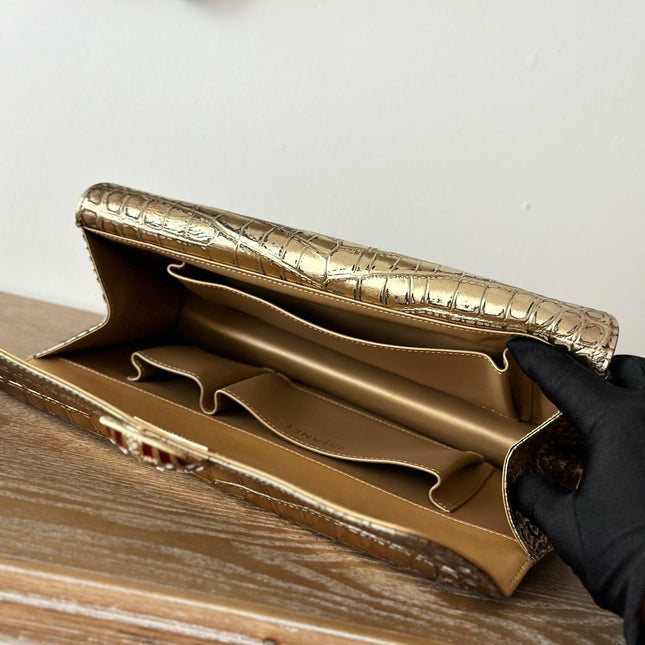 CHANEL 25S CLUTCH 30 IN METALLIC GOLD CROCODILE-EMBOSSED CALFSKIN