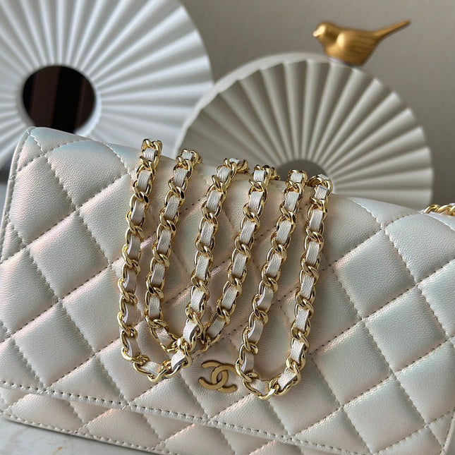 CHANEL 25S WALLET ON CHAIN 19 IN PEARL WHITE LAMBSKIN