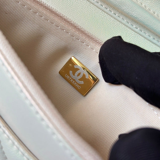 CHANEL 25S WALLET ON CHAIN 19 IN PEARL WHITE LAMBSKIN