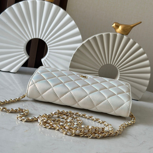 CHANEL 25S WALLET ON CHAIN 19 IN PEARL WHITE LAMBSKIN