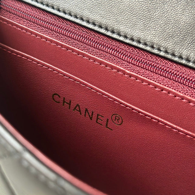 CHANEL 25S MINI FLAP BAG 18 IN BLACK LAMBSKIN WITH GOLD HARDWARE